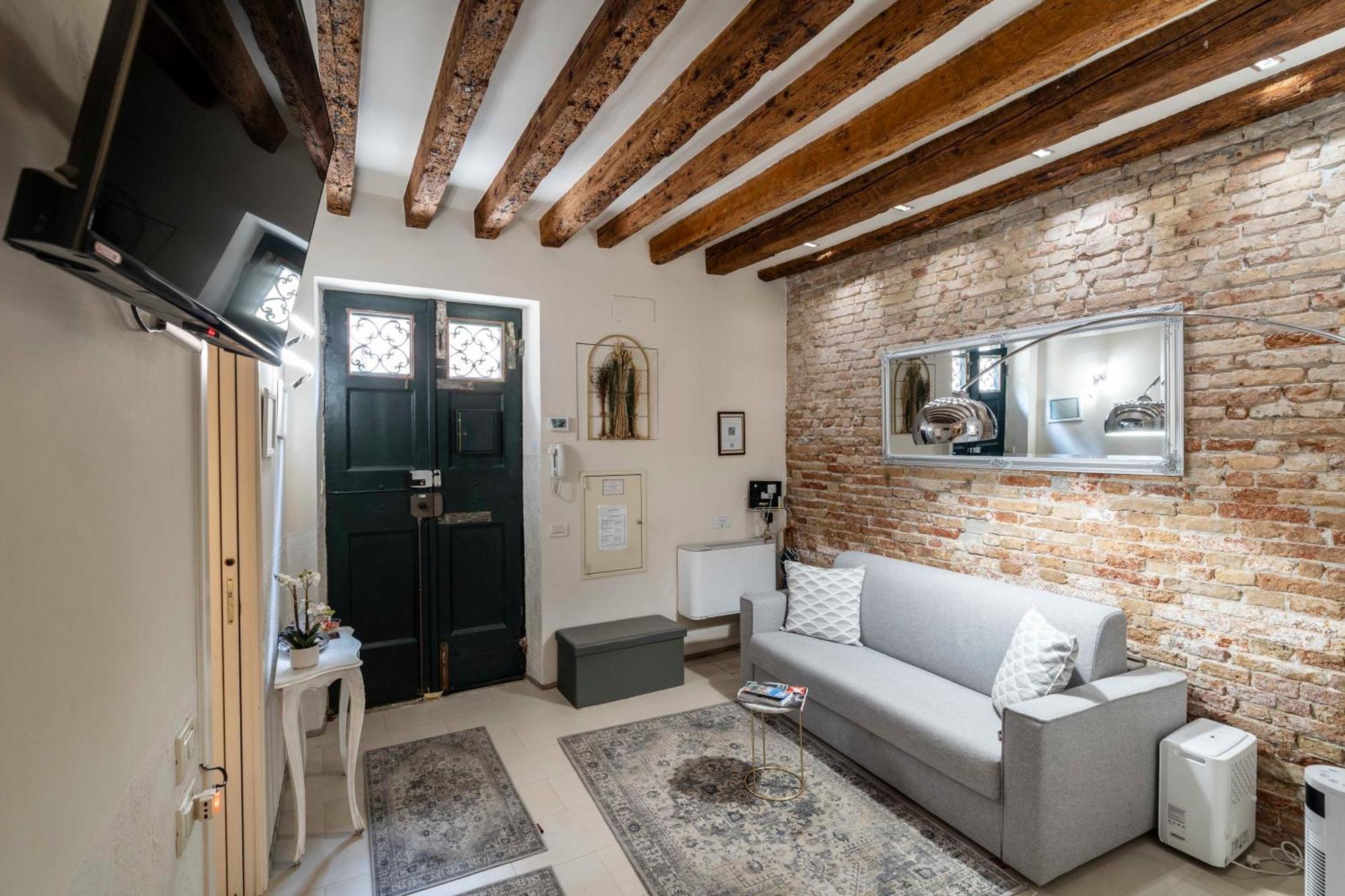 Ca' Pestrin Suite House - San Marco Square Venedig Eksteriør billede